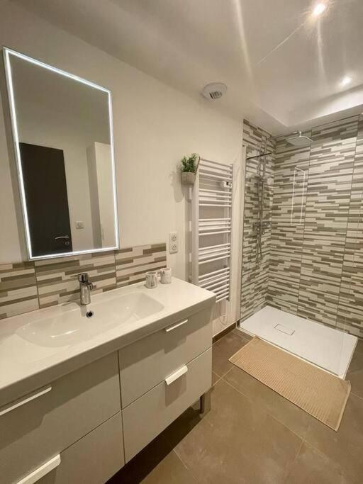 Coeur De Provence Apartment Greoux-les-Bains Bagian luar foto